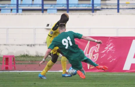 Football Lebanon - الانصار يعود عن قراره بعدم اللعب امام العهد