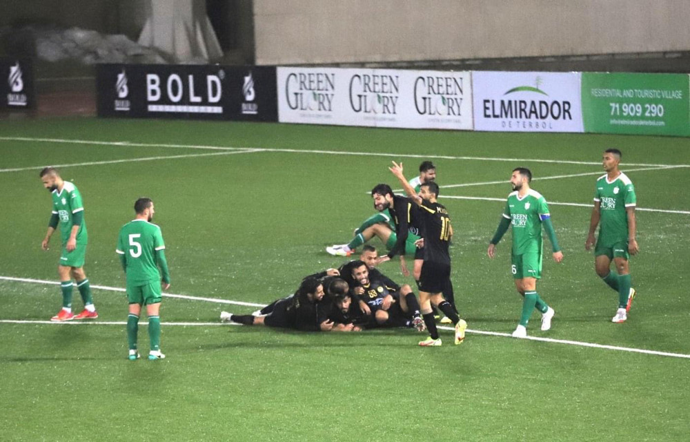 Football Lebanon - العهد يحافظ على الصدراة بفوزه على الأنصار والساحل يفوز على الحكمة