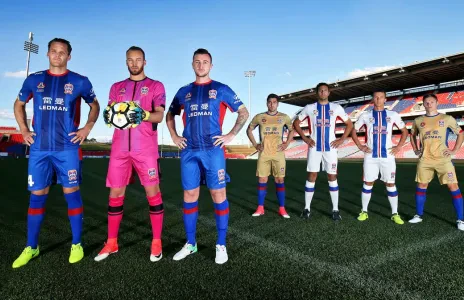 Football Lebanon - نيوكاسل يكشف عن طقمه الثلاث لموسم 2017/2018