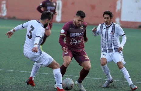 Football Lebanon - النجمة يتعثر في صور