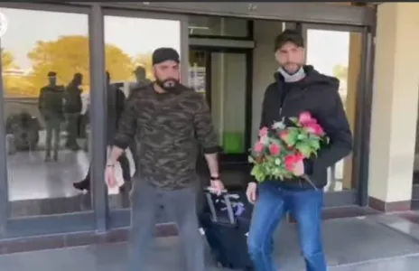 Football Lebanon - عواضة إلى جانب يوسف في الاحتراف