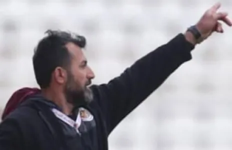 Football Lebanon - المايسترو يعود لتدريب النجمة