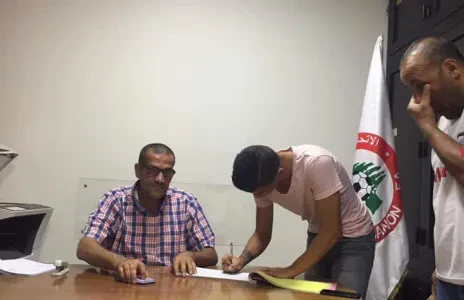 Football Lebanon - أبو فخر وقع للأنصار مرة أخرى