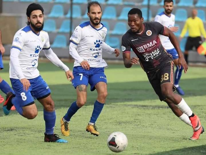 Football Lebanon - إصابة اللاعب الاجنبي في النجمة