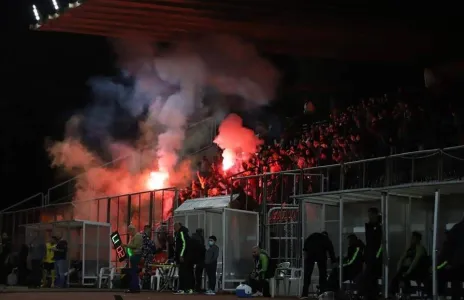 Football Lebanon - تغريم البرج والنجمة والانصار