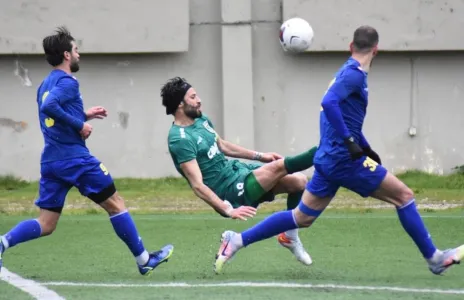 Football Lebanon - الحكم قرر إيقاف المباراة بين الصفاء والحكمة