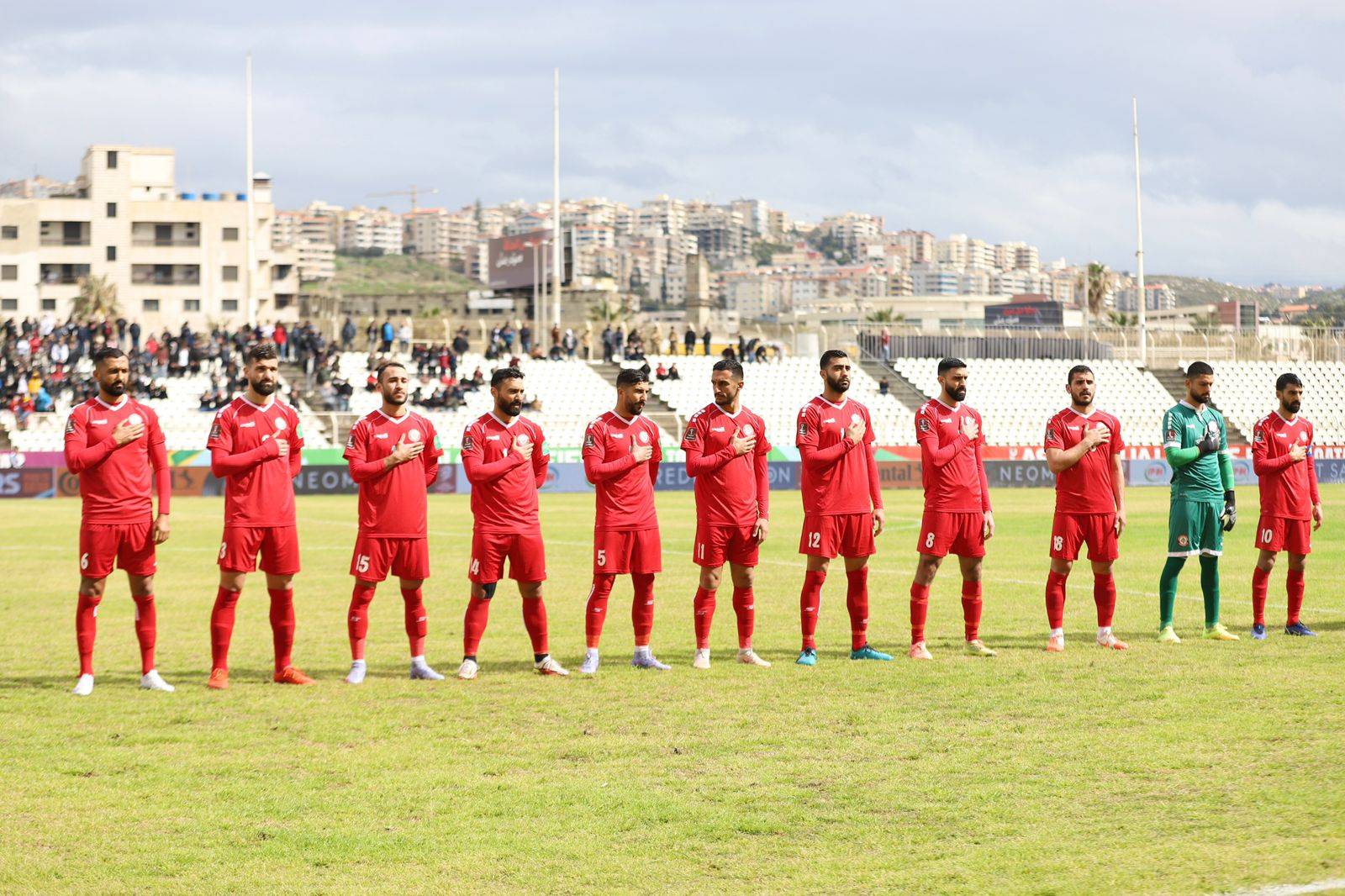 Football Lebanon - الغضب سيد الموقف لدى الجمهور اللبناني