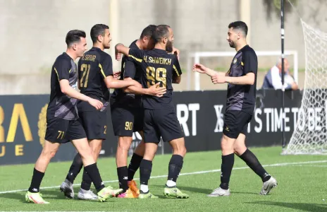 Football Lebanon - فوز العهد المتصدر بأربع أهداف