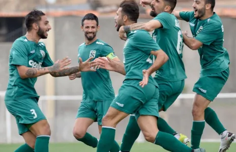 Football Lebanon - الحكمة يبتعد نقطة عن الهبوط