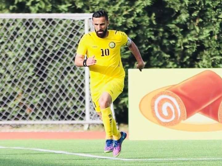 Football Lebanon - عباس عطوي أونيكا يطلق صافرة الإعتزال