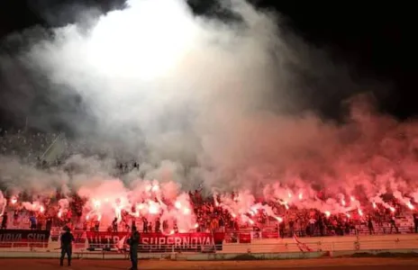Football Lebanon - الديربي مباراة مثيرة داخل الملعب وخارجه