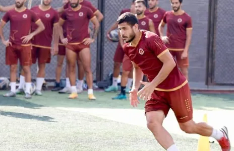 Football Lebanon - النجمة في احد الفنادق