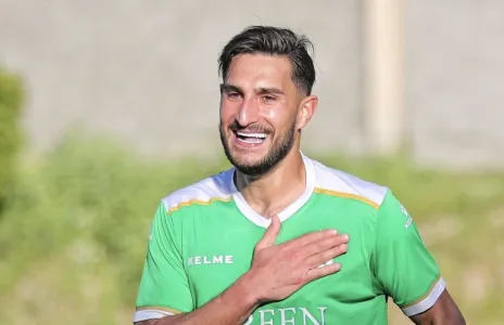 Football Lebanon - وصول درويش إلى مطار بيروت