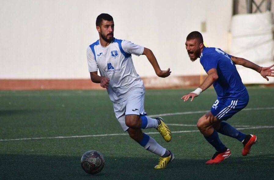 Football Lebanon - علي صبرا لاعب حر