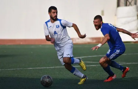 Football Lebanon - علي صبرا لاعب حر