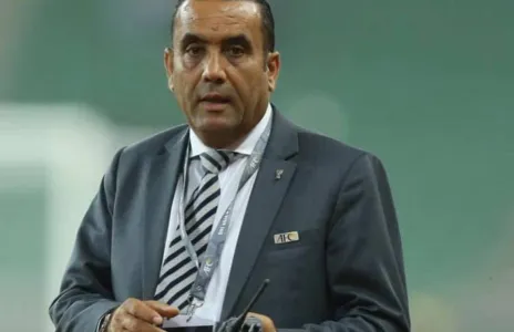 Football Lebanon - عبد الخالق محاضراً في غرب اسيا