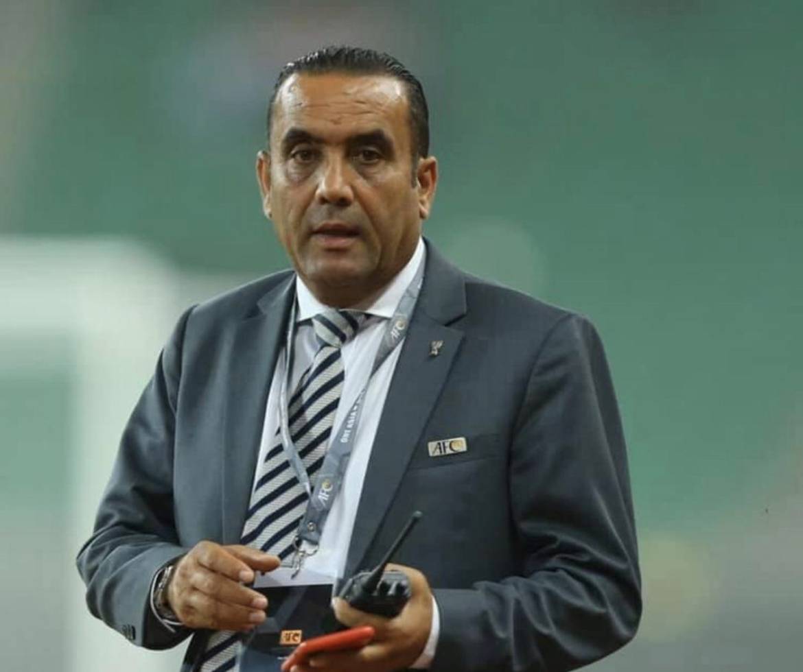 Football Lebanon - عبد الخالق محاضراً في غرب اسيا