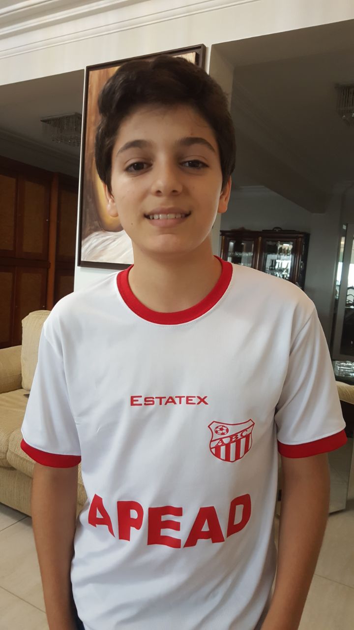 Football Lebanon - ابن الثالثة عشرة إلى فاسكو دو غاما البرازيلي