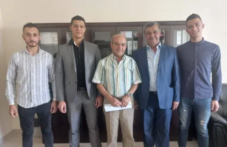 Football Lebanon - وفد نادي نجوم تلبيرة الرياضي زار الوزير كلاس وعرض حاجات عكار