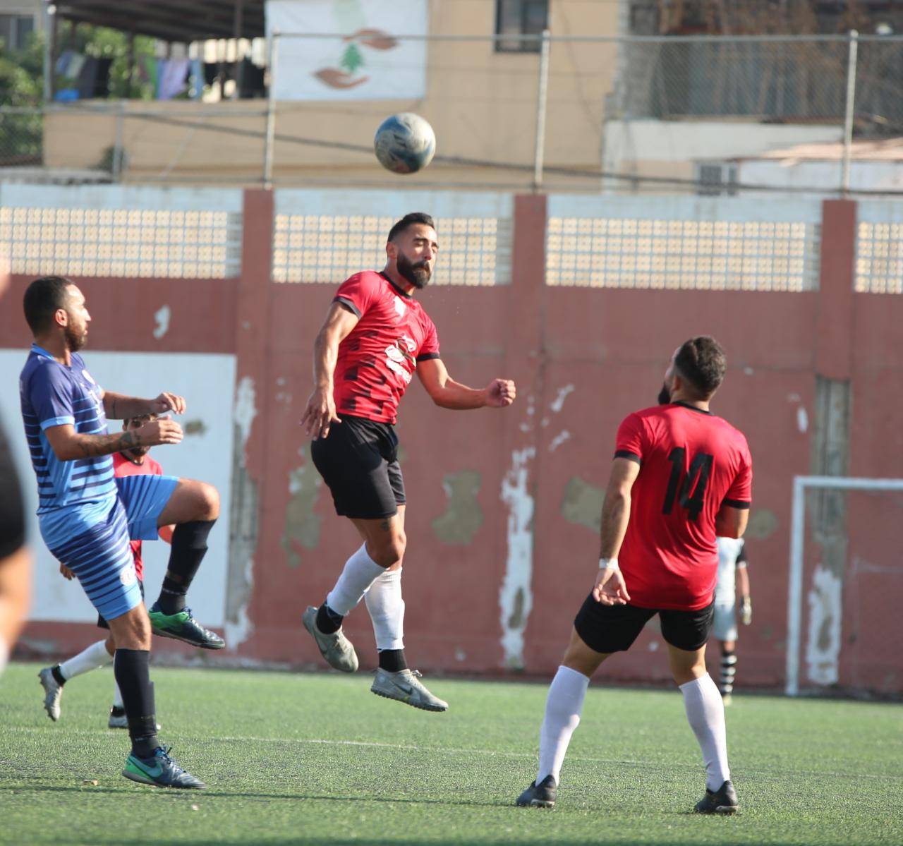 Football Lebanon - الراسينغ مستمر في الصدارة