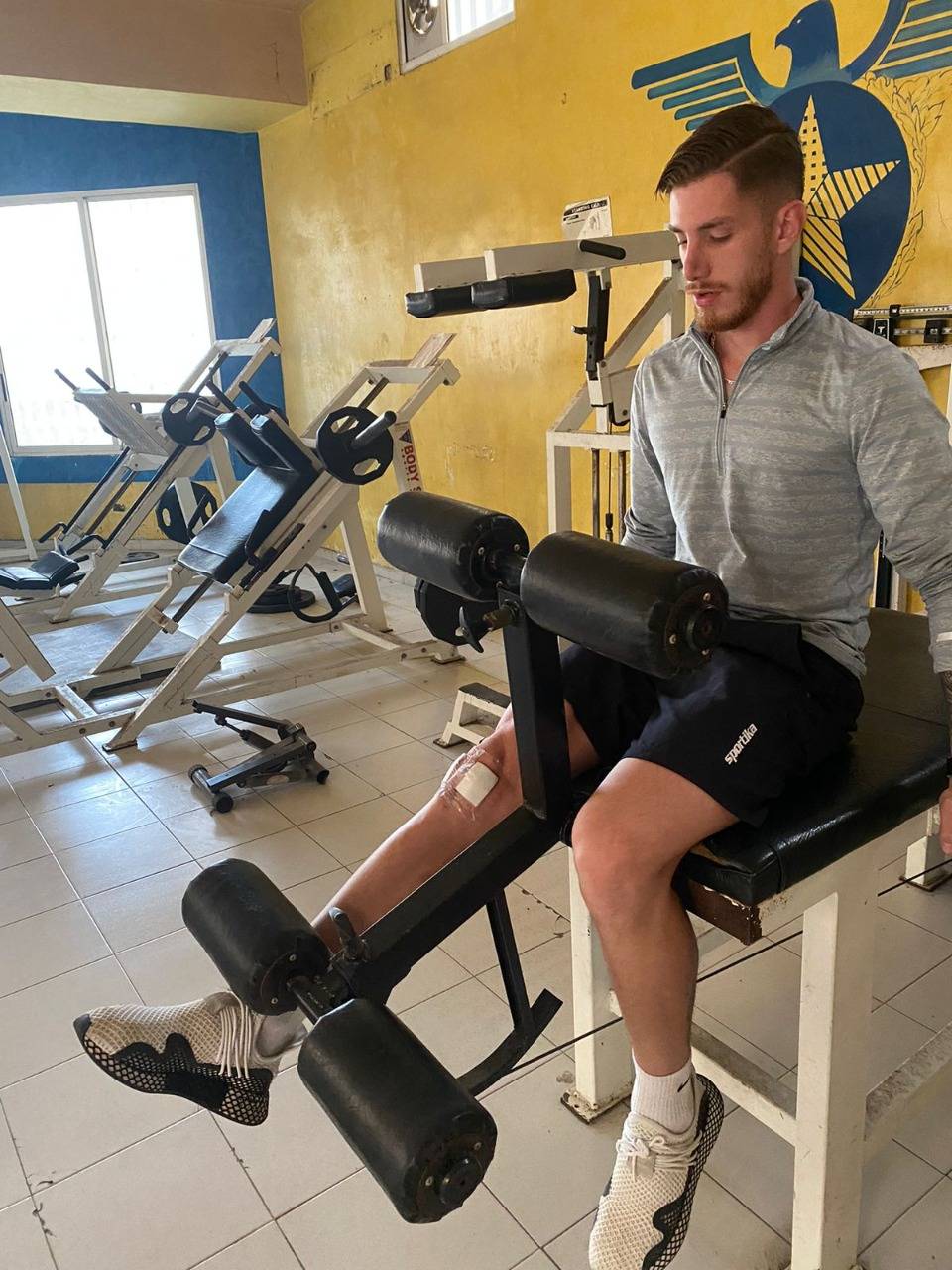 Football Lebanon - الطويل يتماثل للشفاء