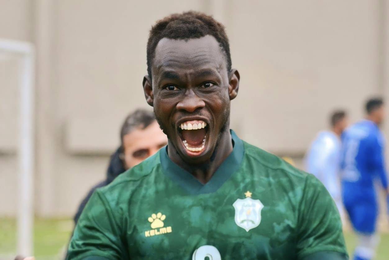 Football Lebanon - الأنصار في الصدارة بعد فوزه على الحكمة