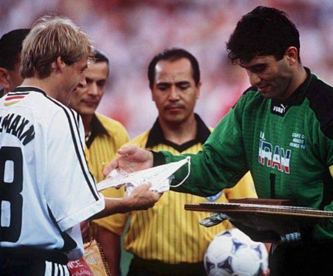 Football Lebanon - الألماني كلينسمان يوجه إنتقادات عنصرية ضد ايران وكيروش يرد عليه