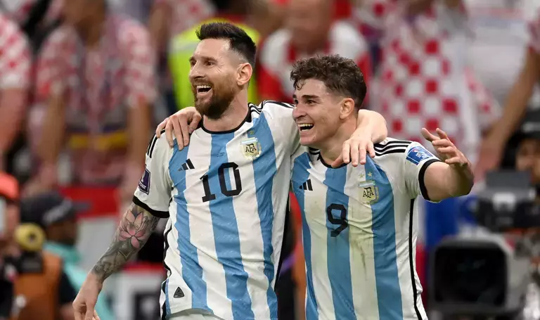 Football Lebanon - الأرجنتين تتخطى كرواتيا وتنتظر المغرب أو فرنسا في نهائي قطر ٢٠٢٢
