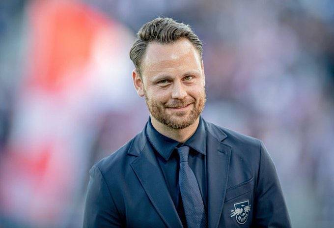 Football Lebanon - فيفيل بدلاً من تشيك في تشلسي