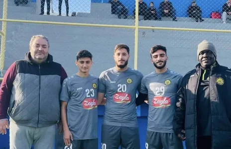 Football Lebanon - رفع ثلاثة لاعبين من فريق الشباب إلى الفريق الأول