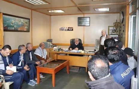 Football Lebanon - الهيئة الادارية للتضامن صور تستقبل وفدا رياضيا من غزة