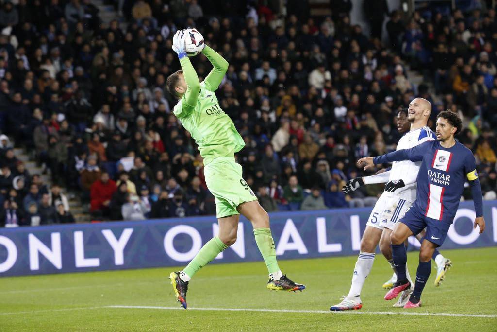 Football Lebanon - مبابي ينقذ سان جيرمان... وانتفاض ليل وليون