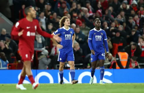 Football Lebanon - هدفان عكسيان لفايس ينقذان ليفربول أمام ليستر