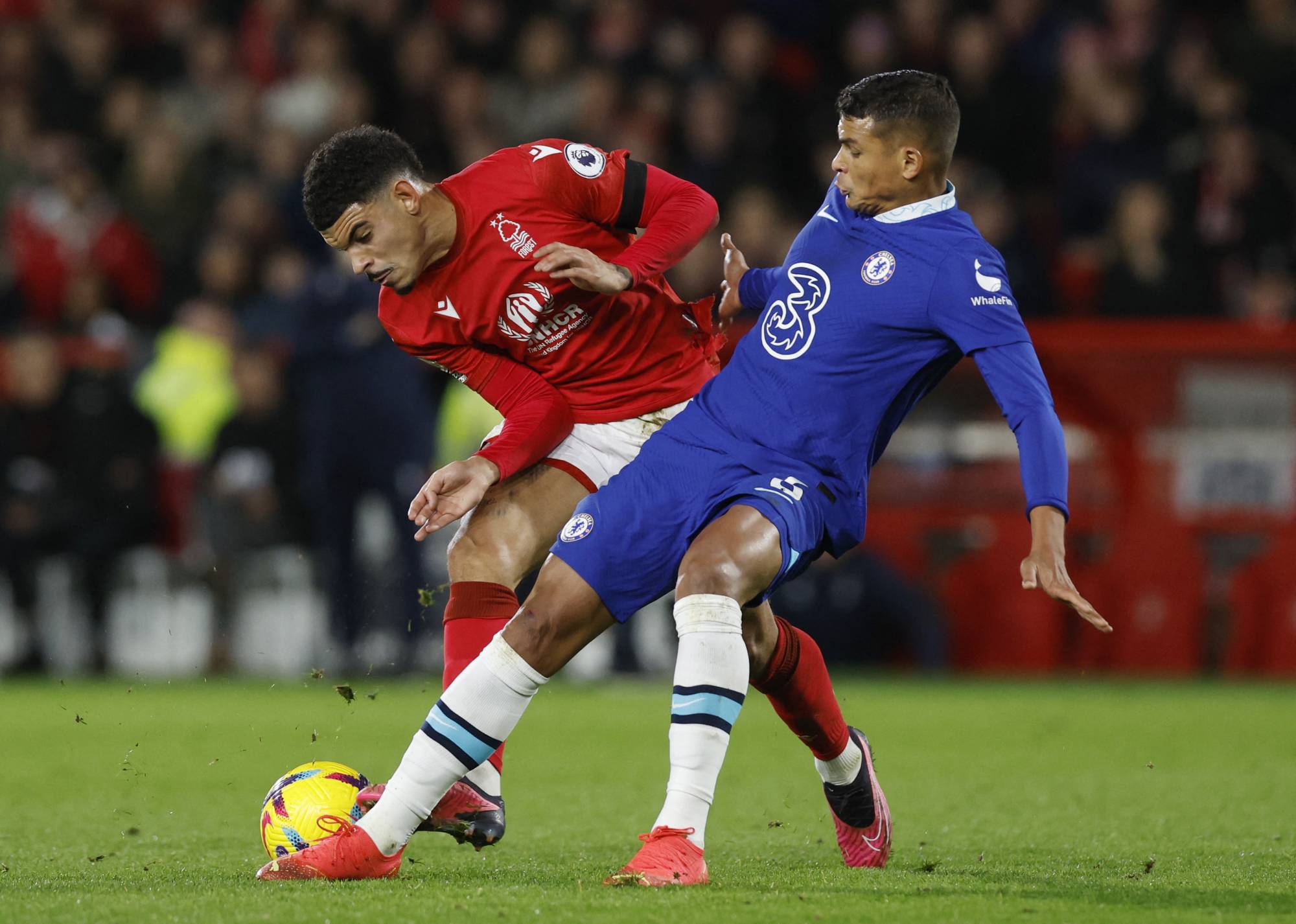 Football Lebanon - نوتنغهام ينتزع نقطة من تشلسي