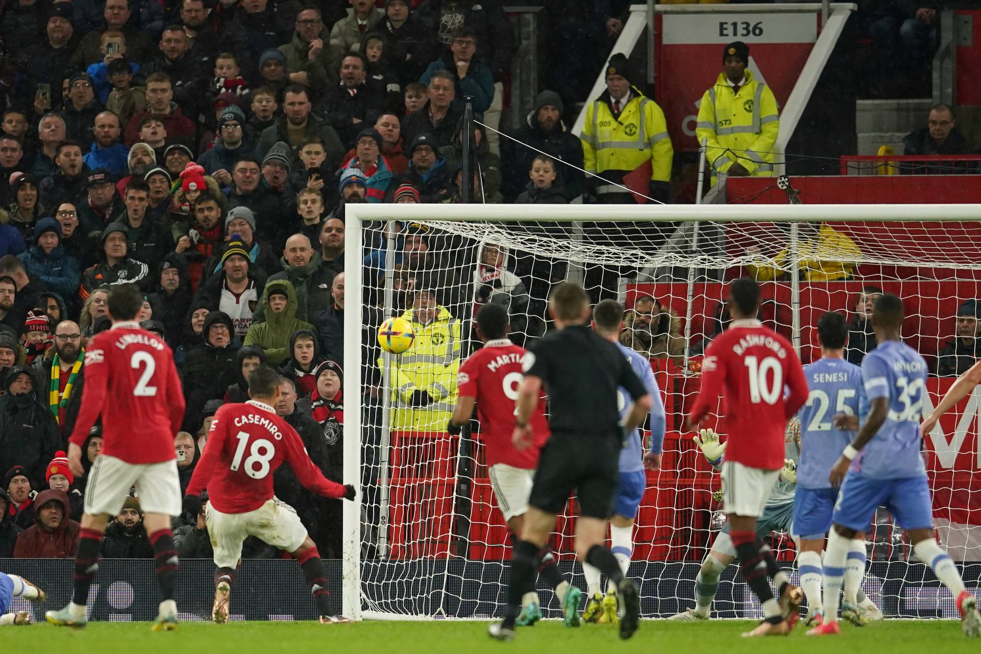 Football Lebanon - نيوكاسل يفرمل أرسنال... ويونايتد يسبق توتنهام موقتاً