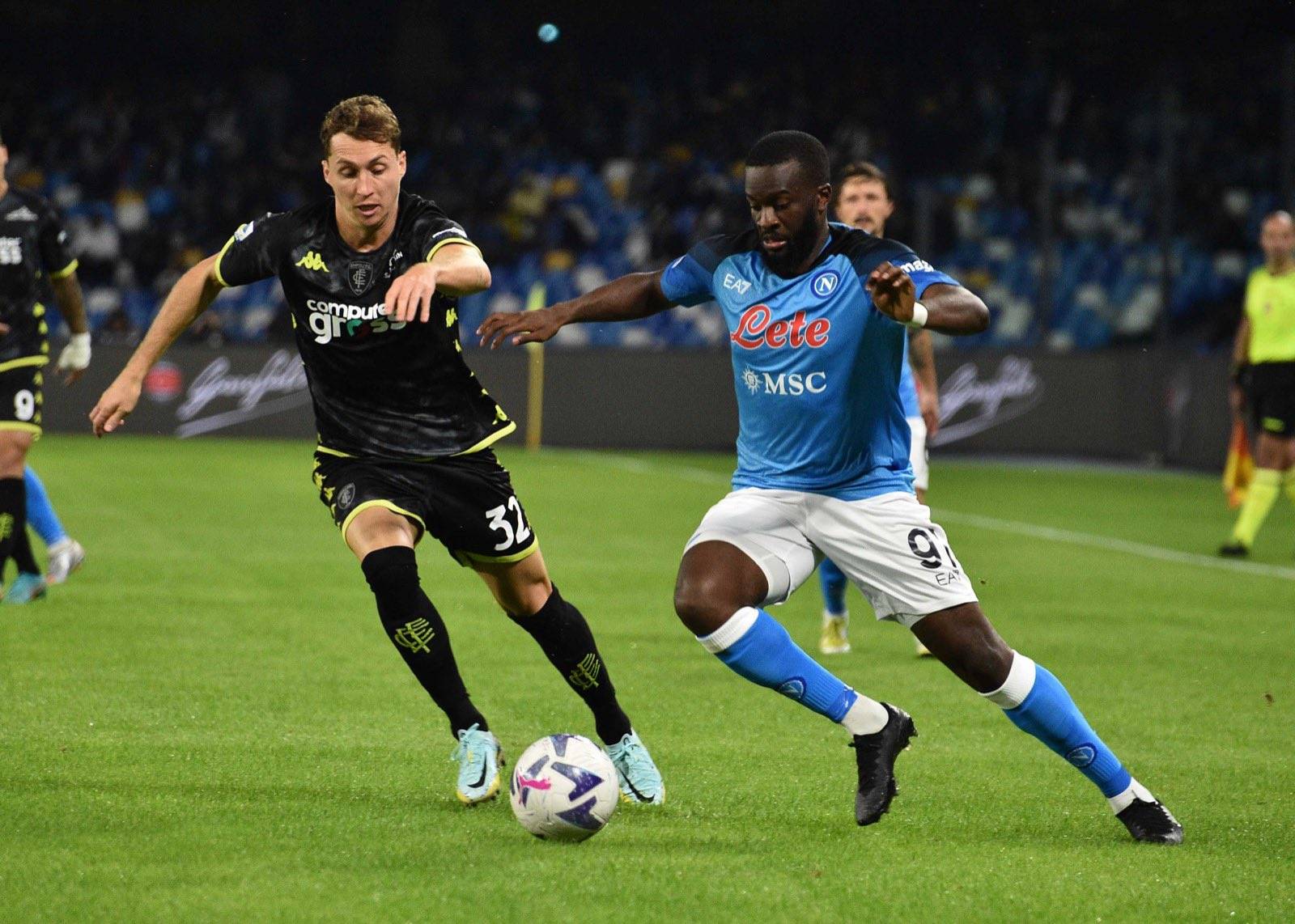 Football Lebanon - يوفنتوس يَختبر نابولي لحُلم لقب الـ"سيري أ"