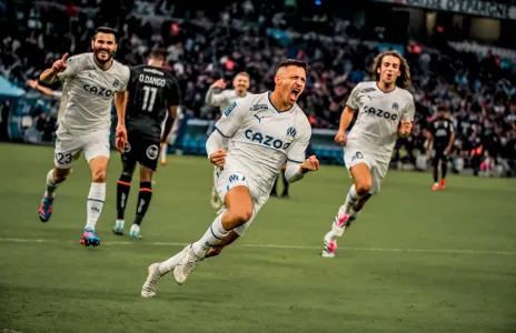 Football Lebanon - لنس ومارسيليا يطاردان سان جيرمان... وسقوط ليون