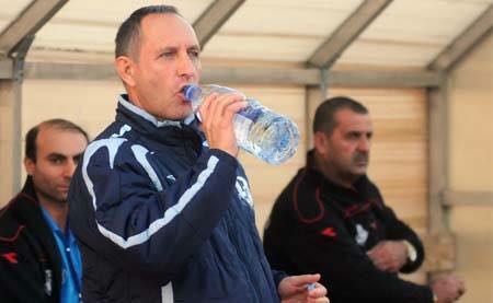 Football Lebanon - الشباب العربي للتعاقد مع المدرب التشيكي ليبور بالا