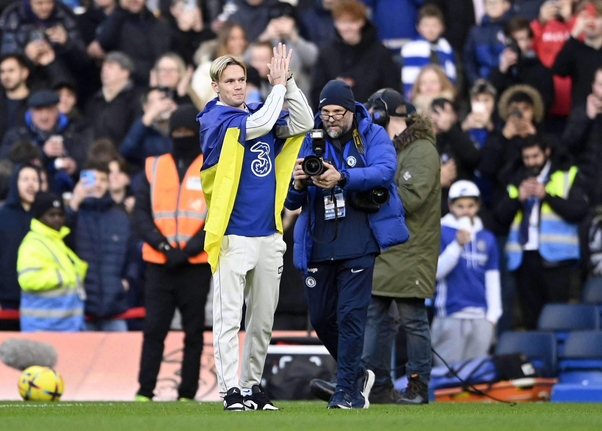 Football Lebanon - 25 مليوناً من صفقة مودريك لضحايا الحرب