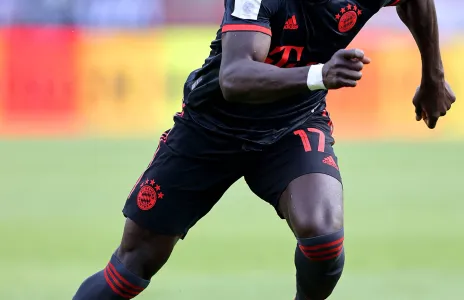 Football Lebanon - ساديو مانيه يعود إلى التدريب... والعين على باريس