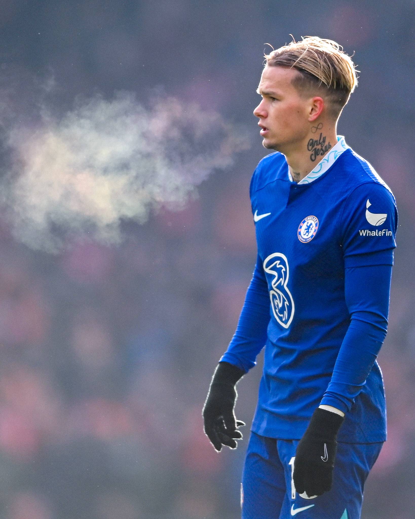 Football Lebanon - أندية الـ"بريميرليغ" تُنفق 440 مليوناً في صفقات الشتاء