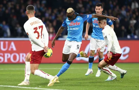 Football Lebanon - نابولي يُسقط روما ويقترب من اللقب