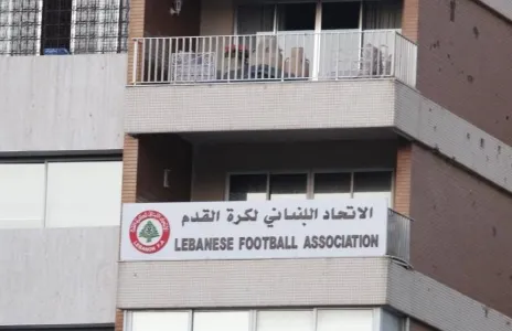 Football Lebanon - النجمة والبرج في جونية بحضور الجمهورين