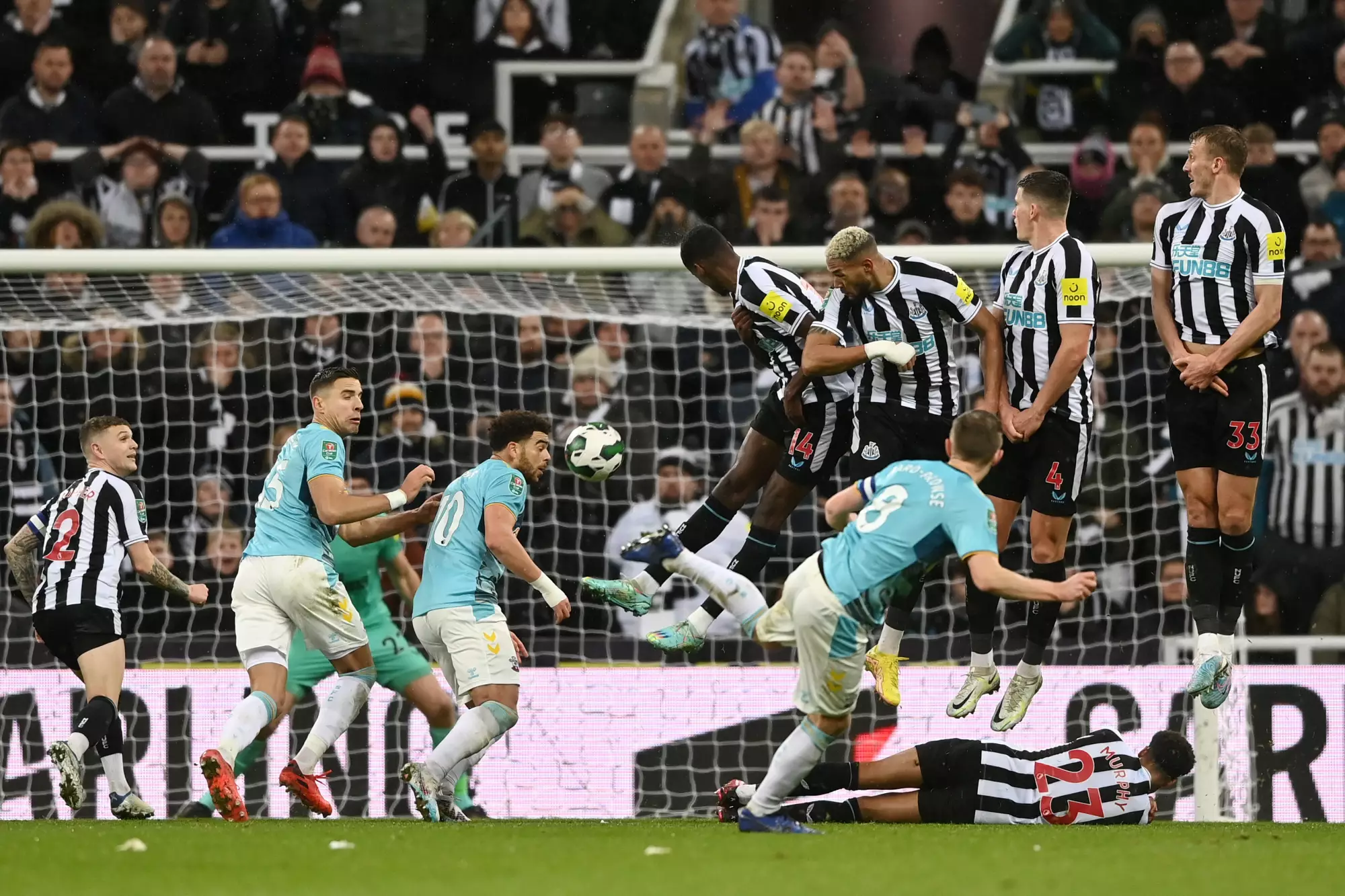 Football Lebanon - نيوكاسل إلى نهائي كأس الرابطة على حساب ساوثمبتون