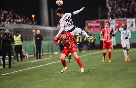 Football Lebanon - فرايبورغ وفرانكفورت إلى ربع نهائي كأس ألمانيا