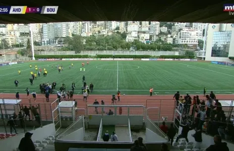 Football Lebanon - اشكال كبير في ملعب جونية وتوقف مباراة العهد والبرج وانقطاع البث