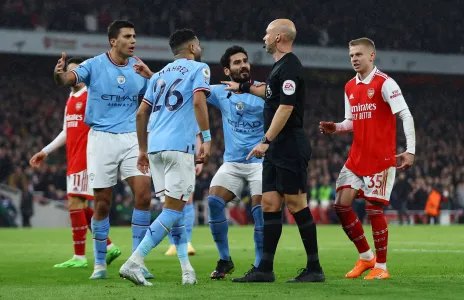 Football Lebanon - مانشستر سيتي يهزم أرسنال وينتزع الصدارة