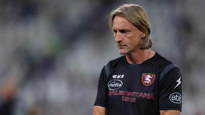 Football Lebanon - خلال شهر... ساليرنيتانا يستغني عن مدربه مرتين