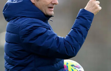 Football Lebanon - بلباو يمدّد لفالفيردي