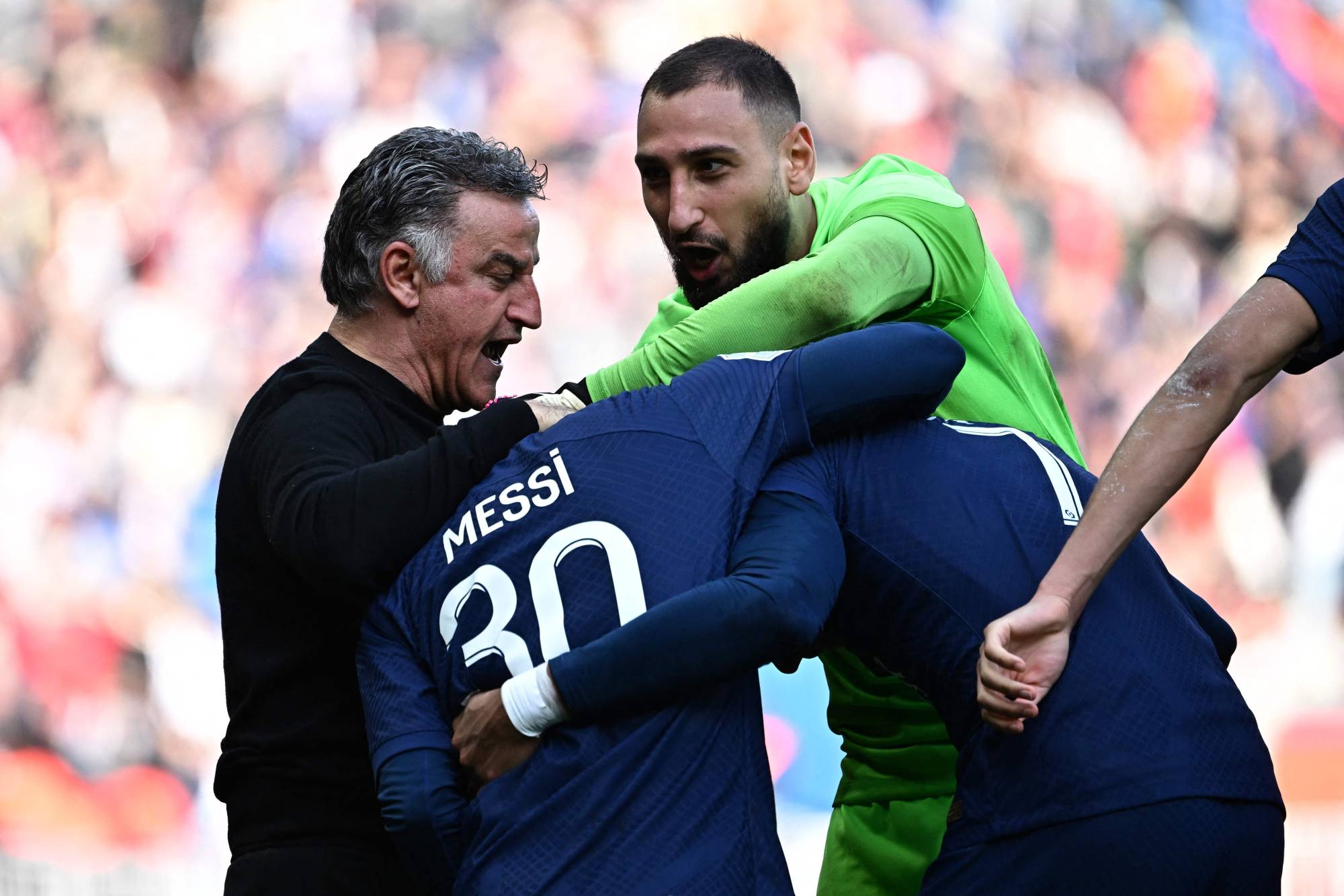 Football Lebanon - ميسي ومبابي ينقذان سان جيرمان ويهزمان ليل